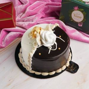 Chocolate + Pineapple Cake [1kg]