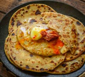 3 Payaz Paratha Tawa+Dahi+Pickle