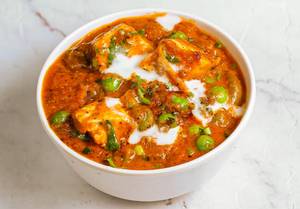 Matar Paneer