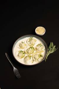 Ravioli In Sage And Gorgonzola Sauce