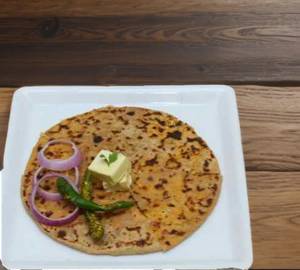 Onion Paratha (1pc)