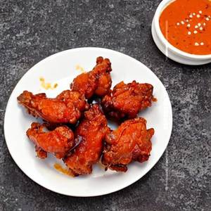 Classic fried wings [crispy]
