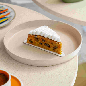 VEGAN CARROT CAKE