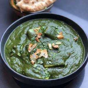 Palak paneer lasaniya