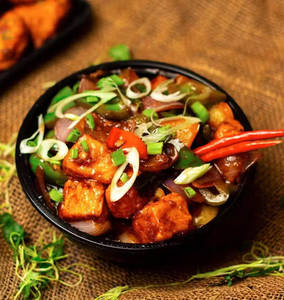 Chilli Paneer Gravy