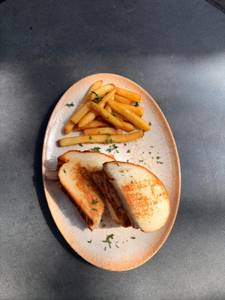 Smoked Chicken And Cheddar