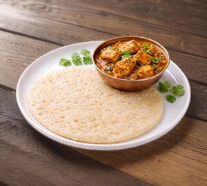 2 Pcs Uttapam With Chicken Curry