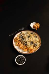 Chili Garlic Prawn Pasta