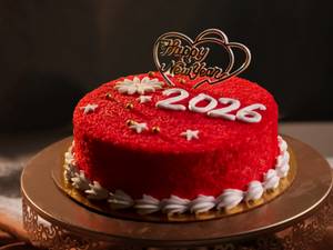 Red Velvet New Year Cake
