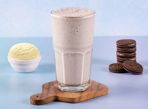 Oreo Milk Shake