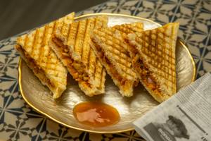 Crispy Aloo Tikki Sandwich