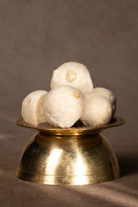 Porivilangai Urundai - 250 Gms