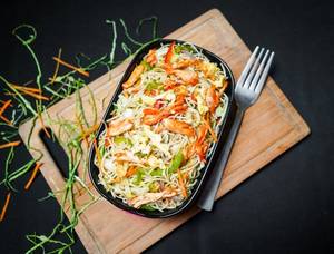 Chicken Hakka Noodles [Mini]