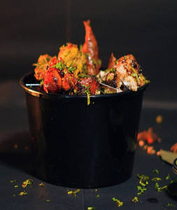 Make Your Own Tandoori  Bucket - 12 Pcs (serve 2-3)
