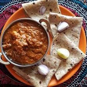 Chicken curry 3pc with tawa roti 4