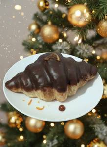 Messy Orange Choco Croissant