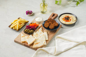 Falafel Hummus Platter