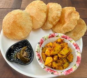 Poori with Aloo Jeera