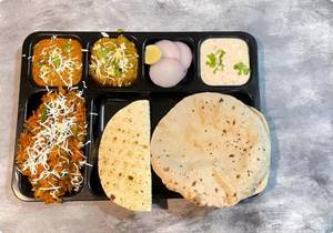 Veg Pulao Thali