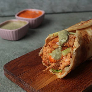 Calcutta Chicken Protein Kathi Roll