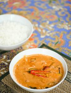 Red Curry With Jasmine Rice (Serves 2/3)