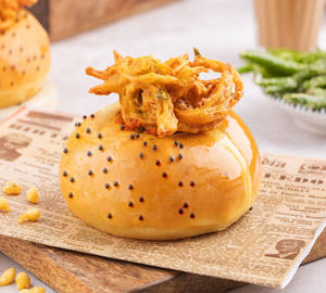 Vada Pav Bun [BF Specials]