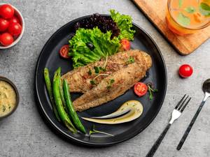 Fish Fillet With Lemon Butter Sauce