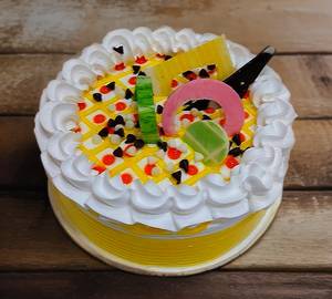 Eggless premium pineapple