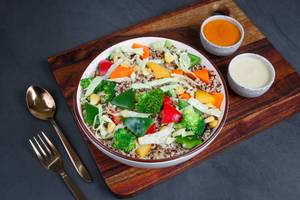 Quinoa Salad Bowl With Veggies