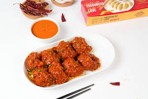 Schezwan Kurkure Chicken Momos