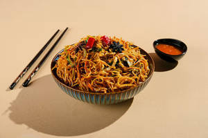 Veg schezwan noodles