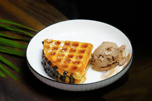 Fudge Fantasy Choco Waffle