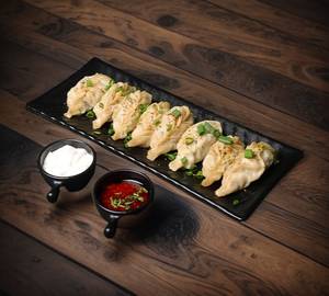 Steam Chicken Momos (8Pieces)