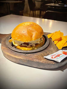 Peri Peri Spiced Burger