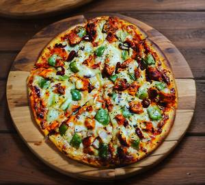 Barbeque Paneer Pizza