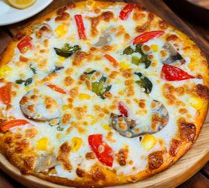 Veg loaded pizza
