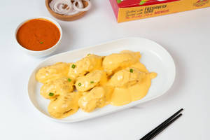 Fried Peri Peri Cheesy Paneer Momo