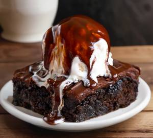 Brownie with Vanilla Ice Cream