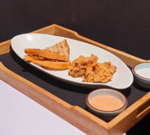 Grilled chicken sandwich + wings [2 pcs] + mayo [1 pkt]