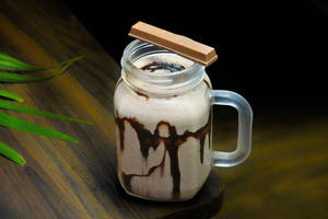 Kitkat Crunch Shake