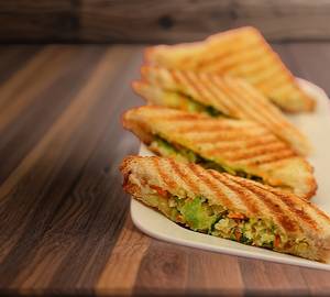 Veg Mayonnaise Sandwich