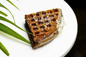 Duo Choco Melt Waffle