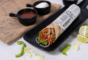 Pulled Chicken Roll