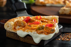 Woodfired -  Peri Peri Mushroom CheeseBlast Pizza