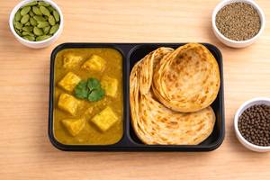 Paneer Butter Masala Lachha Paratha (2 Pcs) Bowl