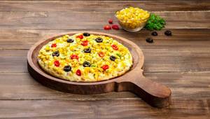 Corn cheese pizza