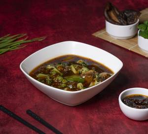Stir Fried Broccoli With Shiitake Mushroom In Black Bean Sauce
