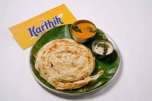 Ring Parotta (2 Nos.) With Kurma