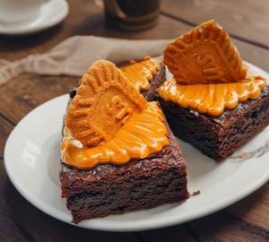 Lotus Biscoff Brownies [ Two piece]