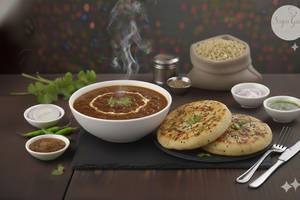 Rajma With 2 stuffed Kulcha